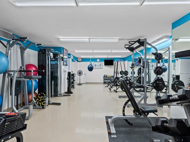 Building Photo - 4100 Galt Ocean Dr