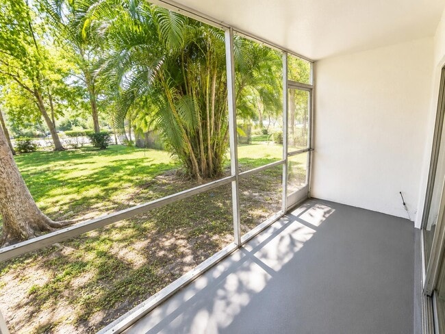 Building Photo - 4205 N University Dr