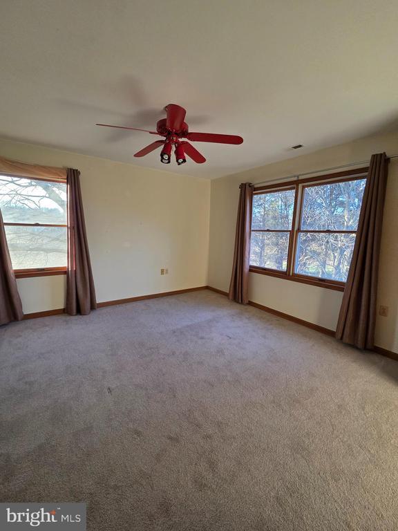 Building Photo - 151 Hammer Run