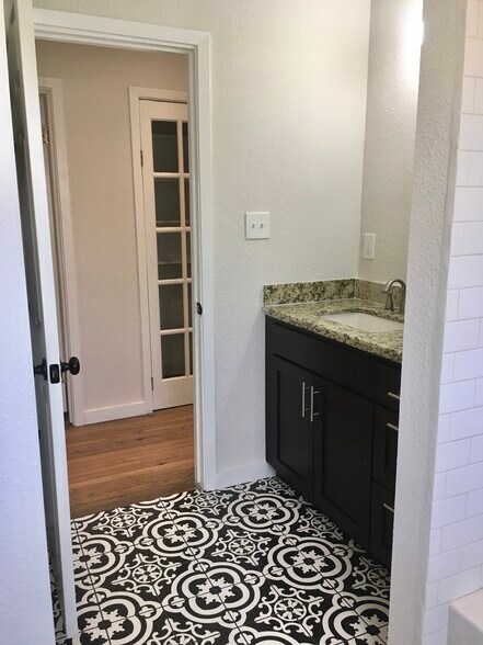 Bathroom 2 vanity - 5131 Wildflower Dr