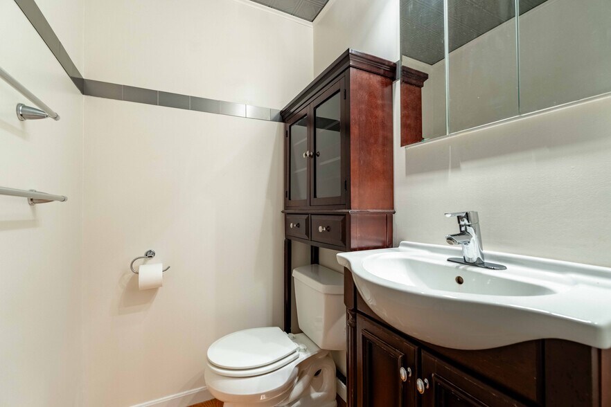 Building Photo - 2343 38th St NW