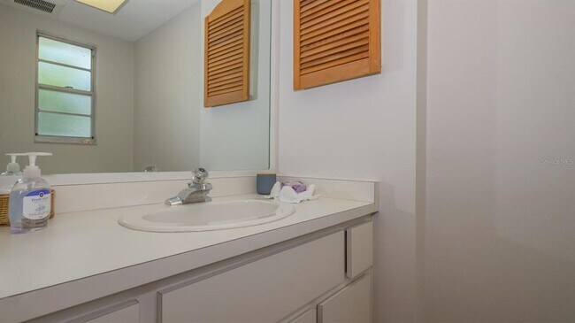 Building Photo - 3708 Sandspur Ln
