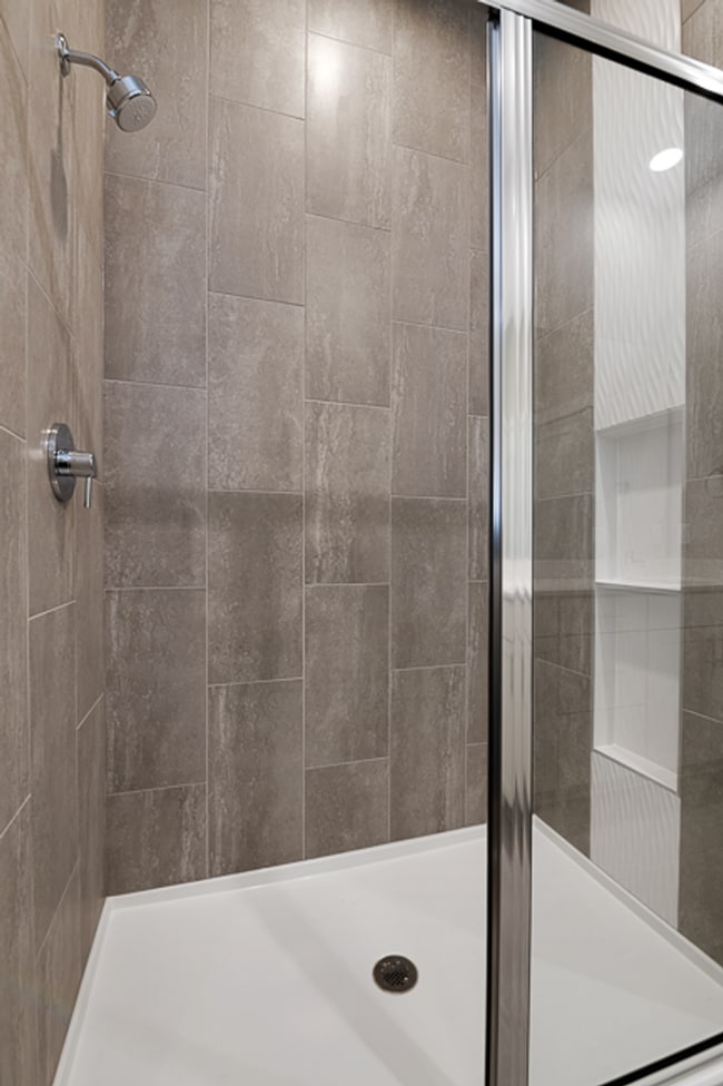 Building Photo - Modern 2-Bedroom Townhome in Kenmore Balbirnie Park