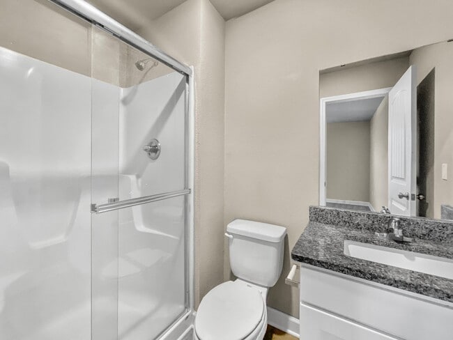 Building Photo - Spacious 3-Bedroom Townhome in Prime Colonial Highlands Location