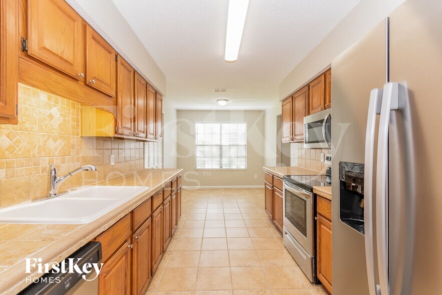 Building Photo - 1383 Mayberry Ln