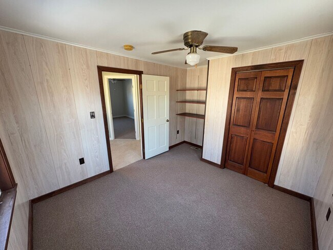 Building Photo - Spacious 4-Bedroom Single Family Rental in Amesbury - Available Now!