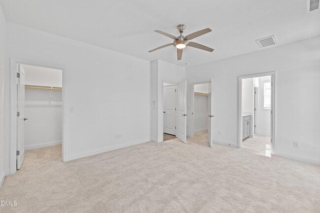 Building Photo - 115 Swain St