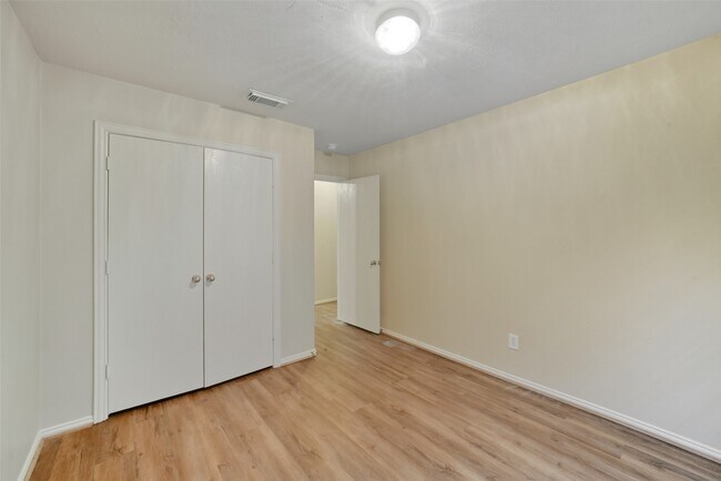 Building Photo - 19907 Parkstone Bend Ln