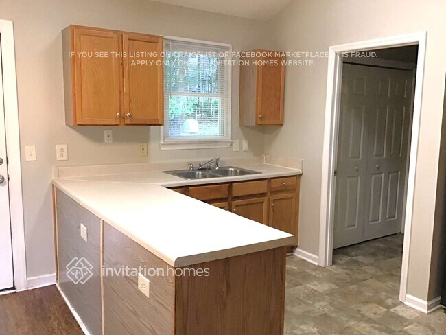 Building Photo - 5305 Dunrobin Ct