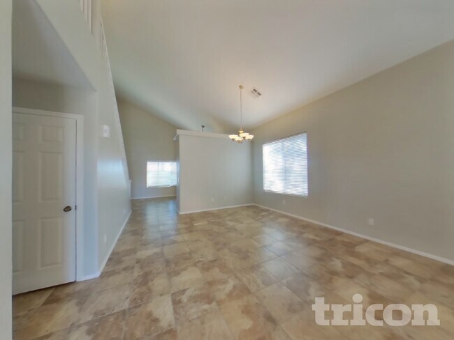 Building Photo - 24401 N Lost Dutchman Way