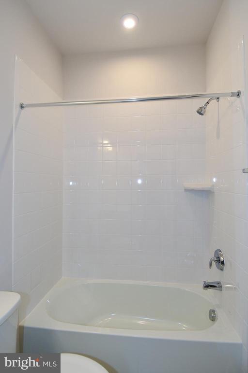 Building Photo - 1767 Hickory Wds Rd