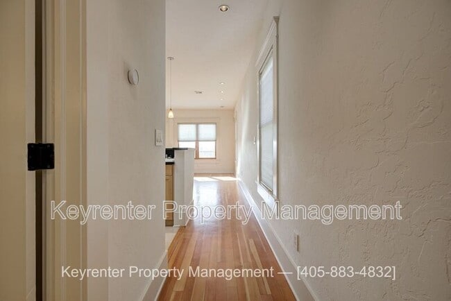 Building Photo - 812 NW 7th St