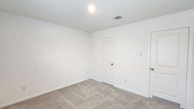 Building Photo - 3044 Dawn Sound Dr