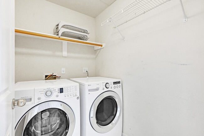 Building Photo - 12006 Audrey Ct