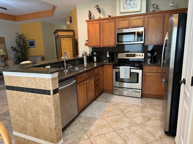 Building Photo - 5 Augusta Ct