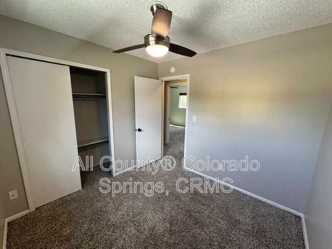 Building Photo - 5185 Nolte Dr N