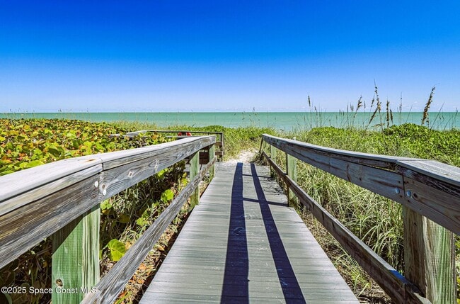 Building Photo - 1821 Mooringline Dr