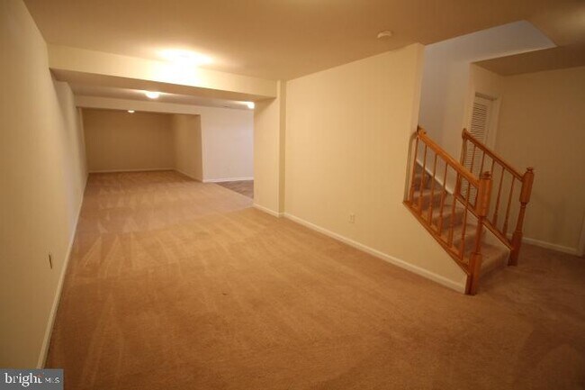 Building Photo - 14201 Reidhall Pl