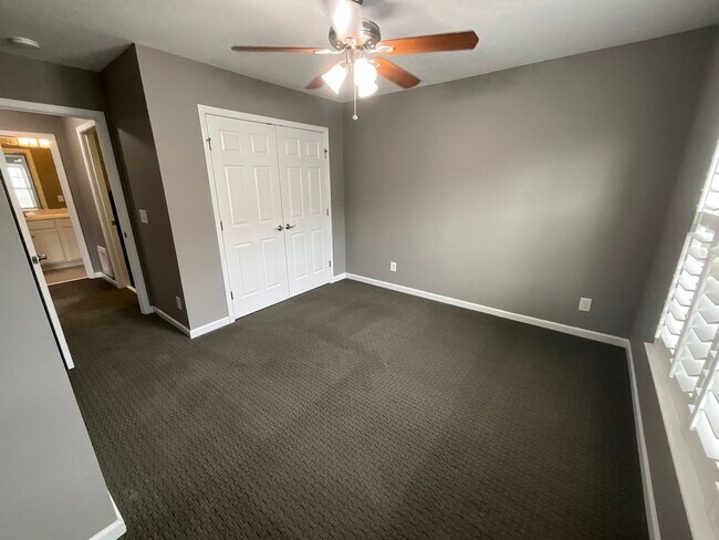Building Photo - Immaculate 3 bedroom/2.5 bathroom in Tanner Woods!