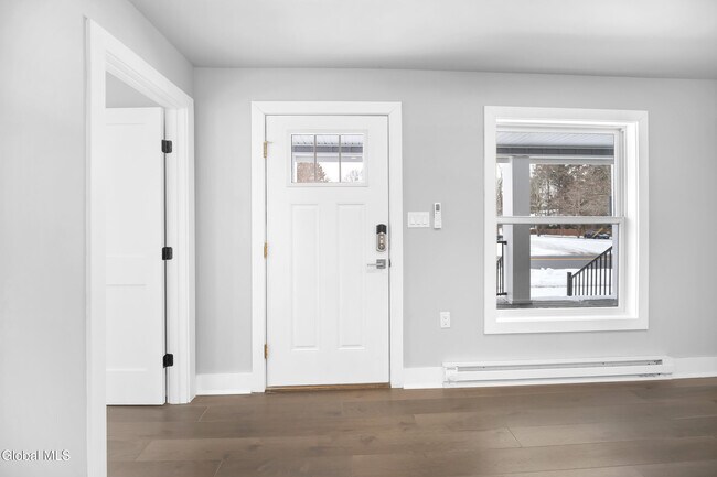 Building Photo - 103 E High St