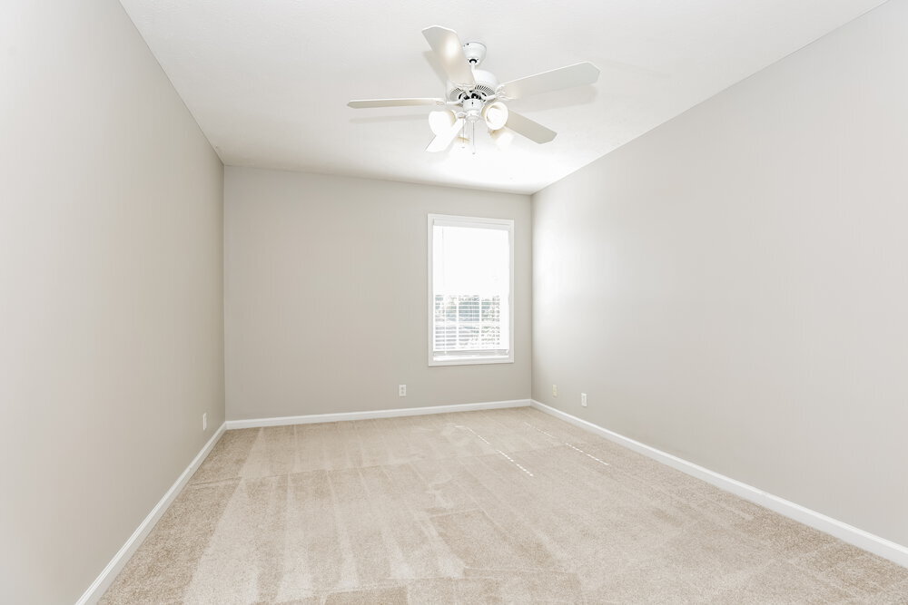 Building Photo - 2467 Oak Hill Dr