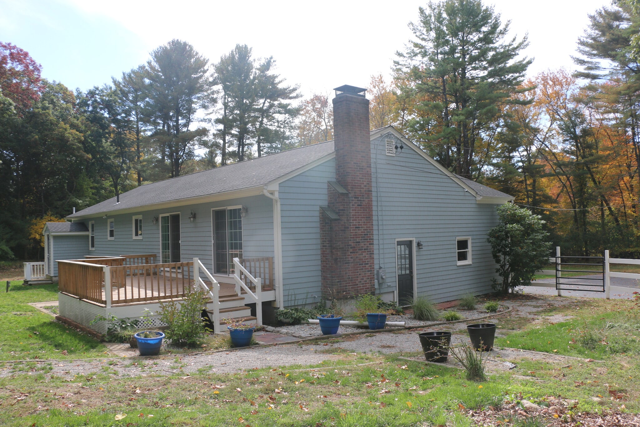 Building Photo - 37 Leuba Rd