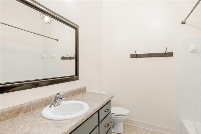 Building Photo - 252 Magnolia Ridge