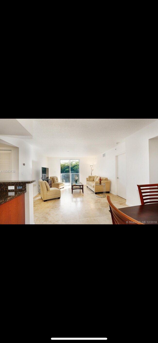 Building Photo - 1555 N Treasure Dr