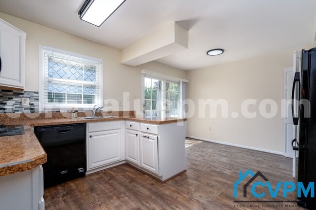 Building Photo - 1715 Tarleton Way