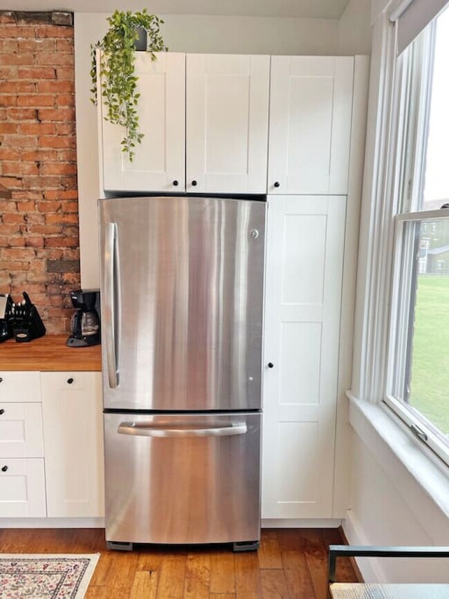 Building Photo - 1806 Republic St