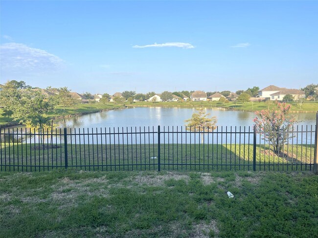 Building Photo - 21527 Falvel Misty Dr