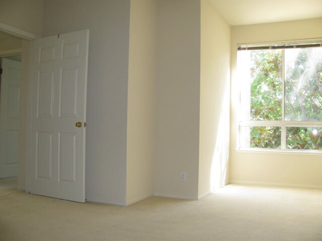 Building Photo - 951 S 12th St