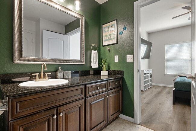 Building Photo - 6000-3 Shepherd Mountain Cove