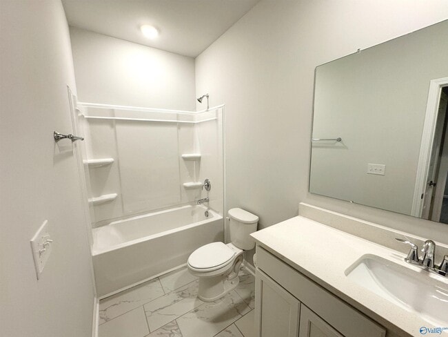 Building Photo - 207 Osceola Cir