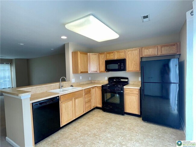 Building Photo - 1503 Artisan Ct