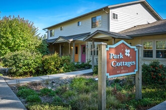 Building Photo - 901 Spruce St