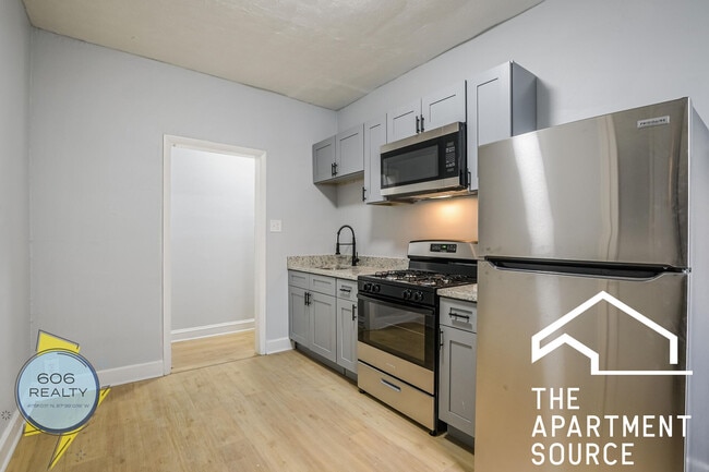 Building Photo - 5244 S Drexel Ave