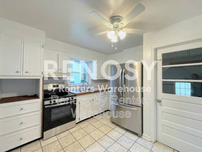 Building Photo - 1509 Sagewood Dr