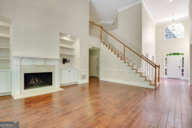 Building Photo - 185 Newfield Dr