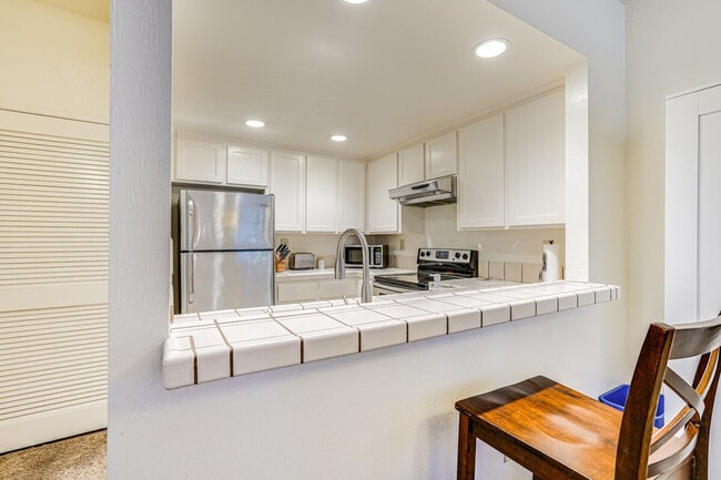 Building Photo - 3641 West Ct