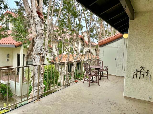 Building Photo - 2226 Martinique Ln