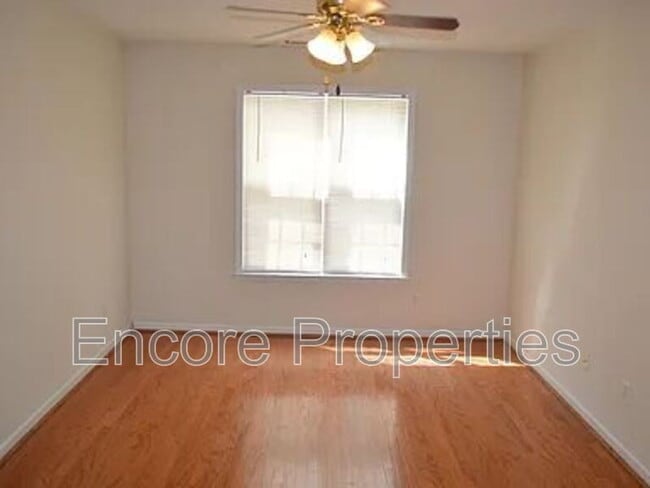 Building Photo - 1961 Talamore Ct