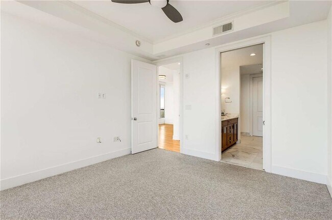Building Photo - 3630 Peachtree Rd