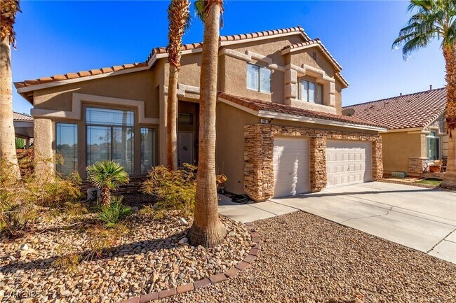 Building Photo - 264 Pointe Ranier Ave