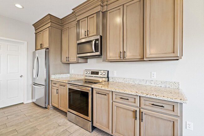 Building Photo - 306 Javier Dr