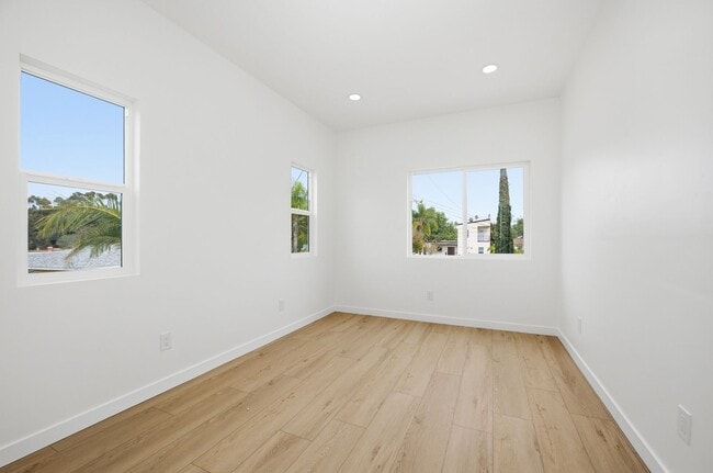 Building Photo - Brand new!