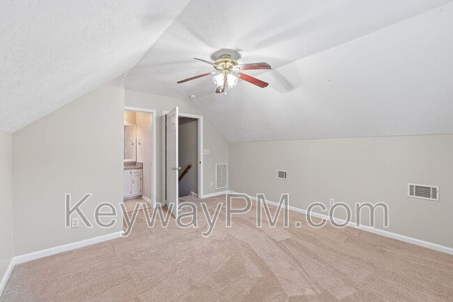 Building Photo - 845 Prairie Ln