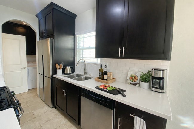 Building Photo - 1BD/1BA Cottage Home at B Street Bungalows – Modern Luxury Meets Mission Style Charm!