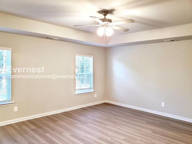 Building Photo - 1484 Arbor Pl Dr