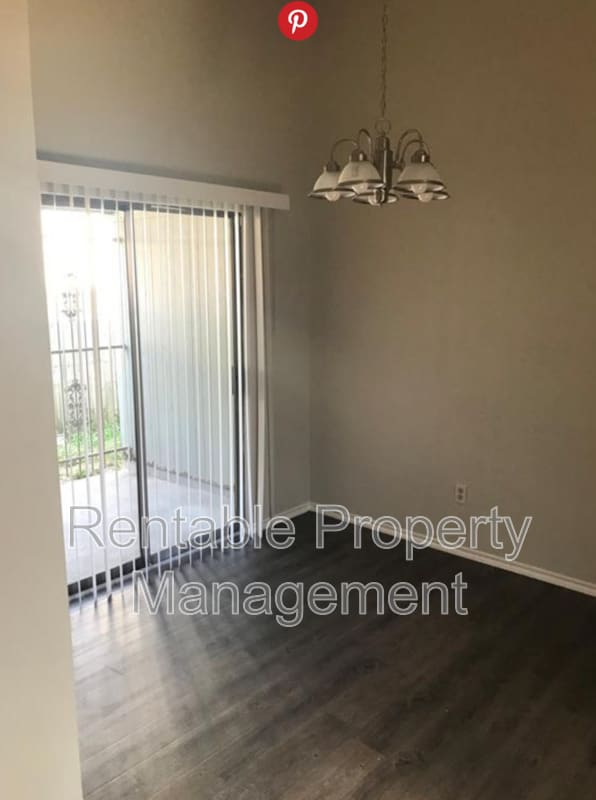 Building Photo - 15311 Appleridge Dr